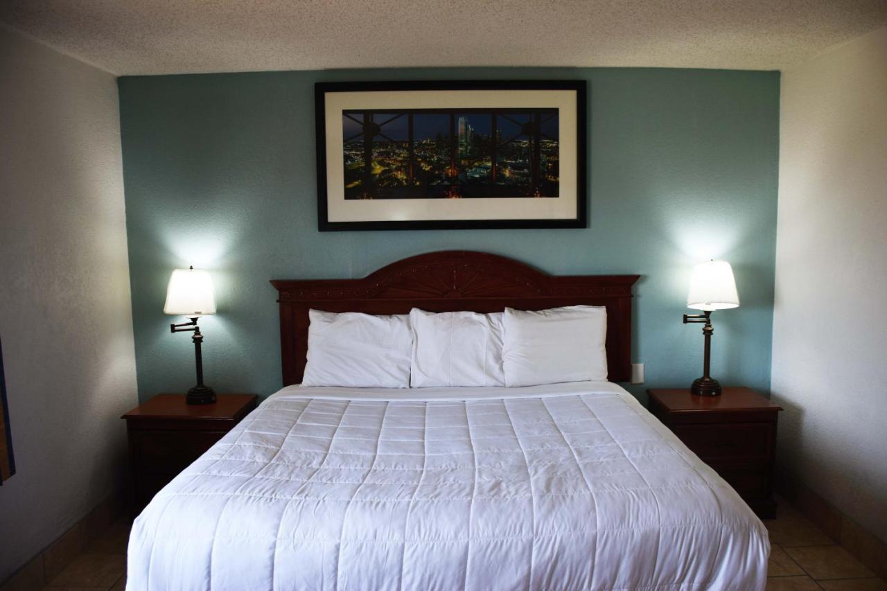 American Best Inn By Oyo I-35 Perry Near Lake Mcmurtry Luaran gambar